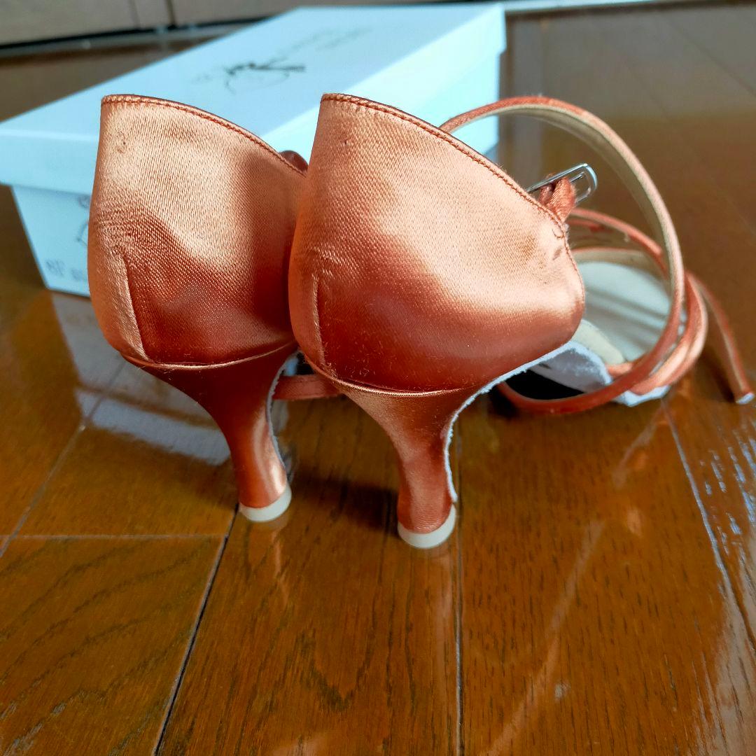 お値下げしました。新品社交ダンスラテン シューズ23.5cmヒール8cm
