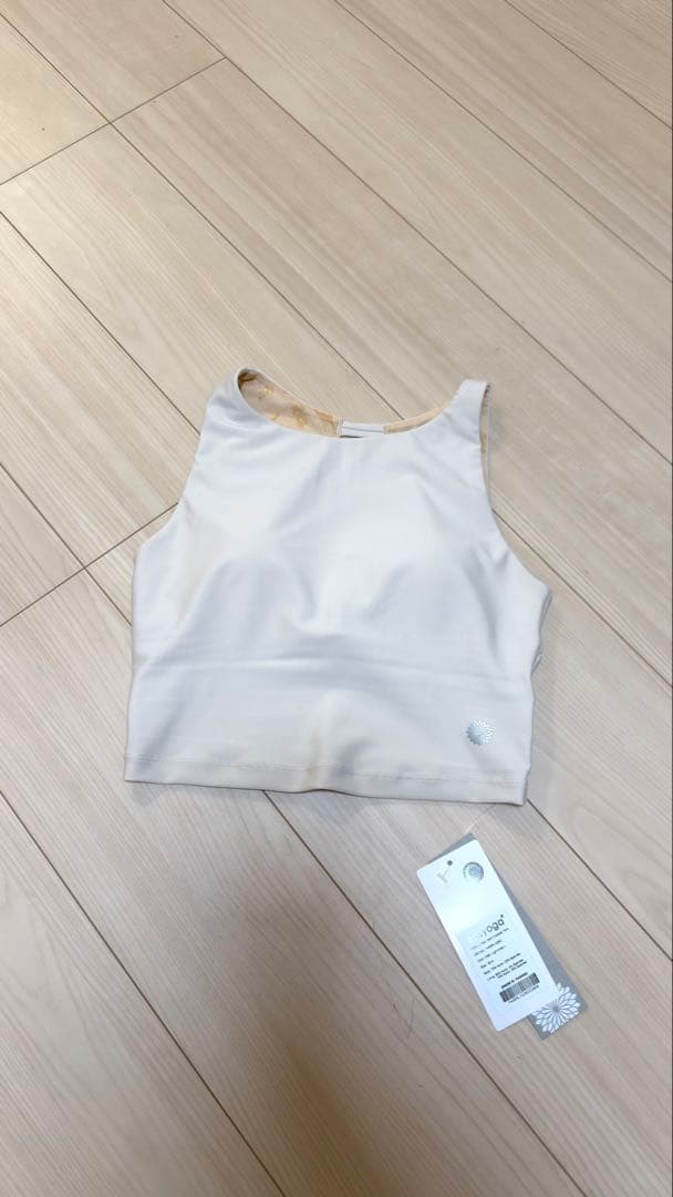 【新品未使用】easyoga トップス Mサイズ