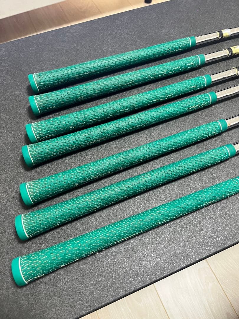 【最終値下げ】スリクソン SRIXON ZR800 4〜P 7本セット