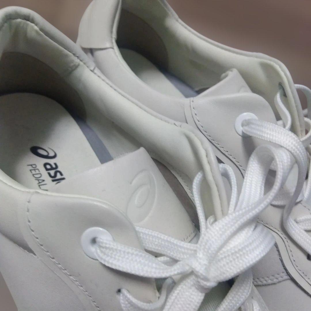ASICS　アシックス　スニーカー