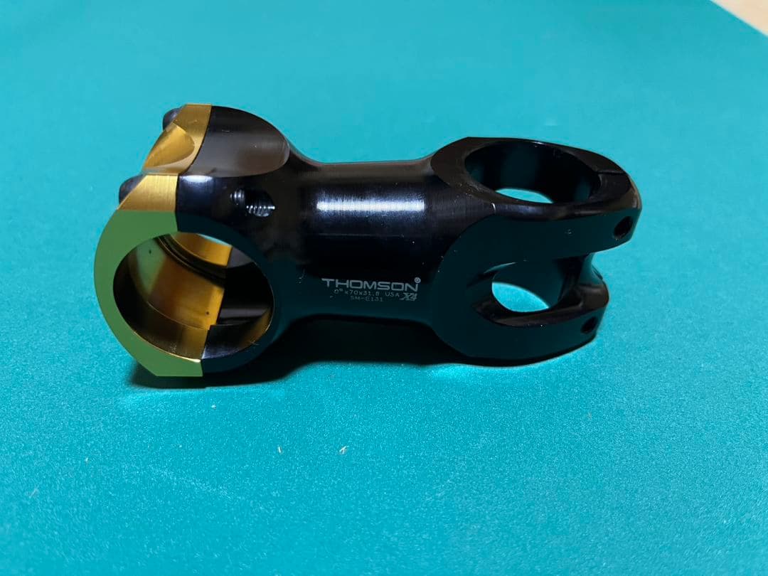 THOMSON X4 ステム 70/0°　31.8mm