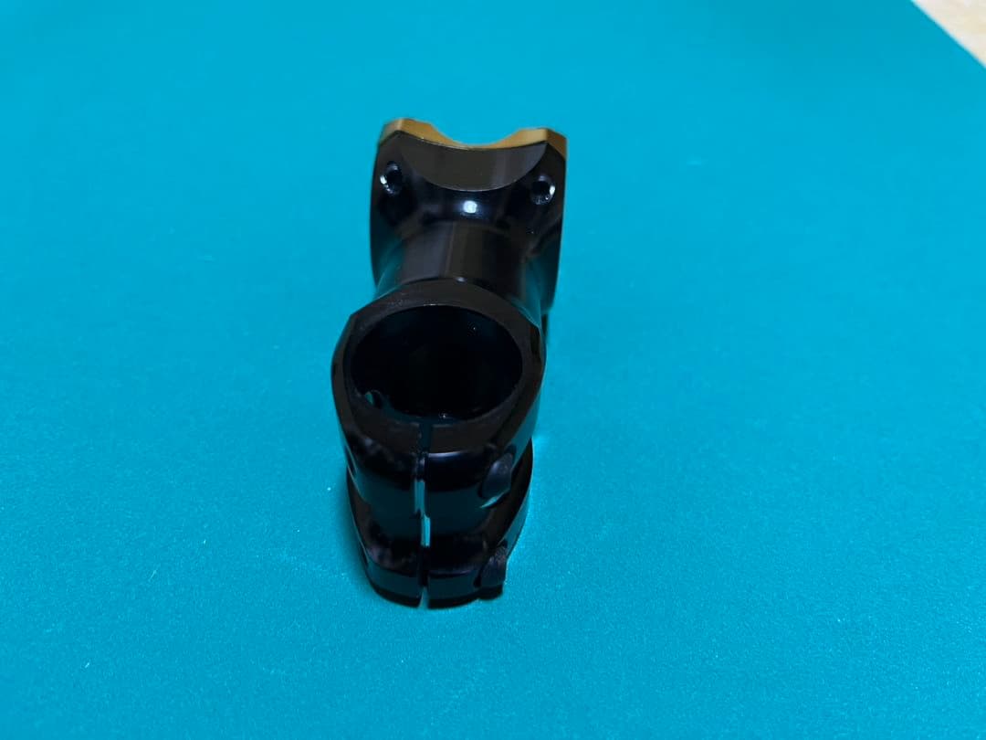 THOMSON X4 ステム 70/0°　31.8mm
