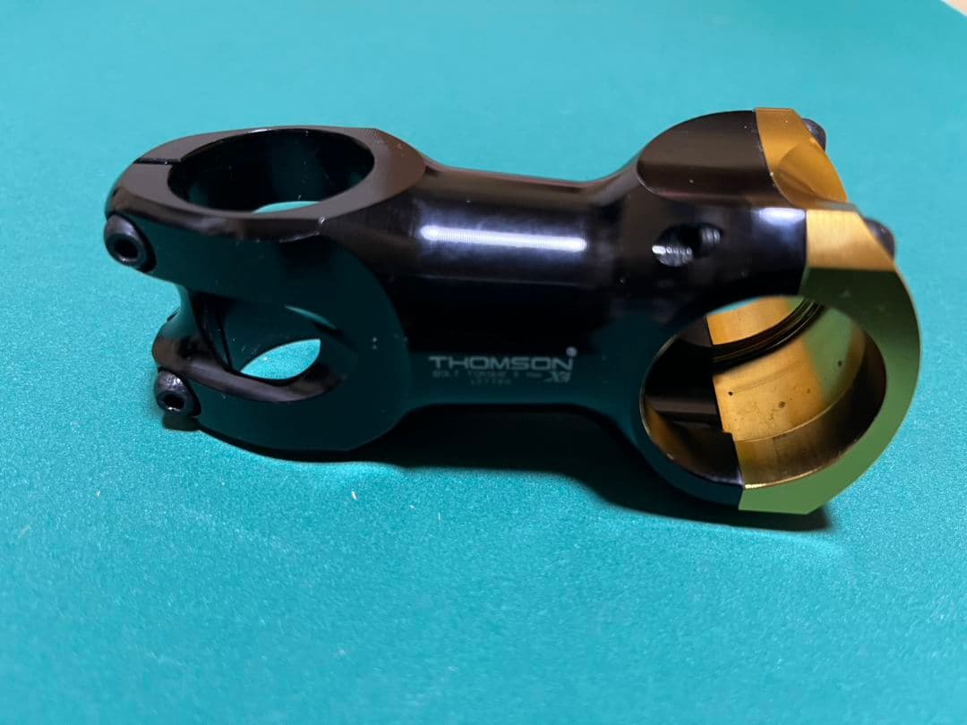 THOMSON X4 ステム 70/0°　31.8mm
