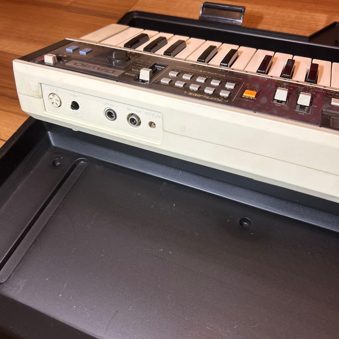 カシオ　シンセサイザー　キーボード CASIO Casiotone MT-70