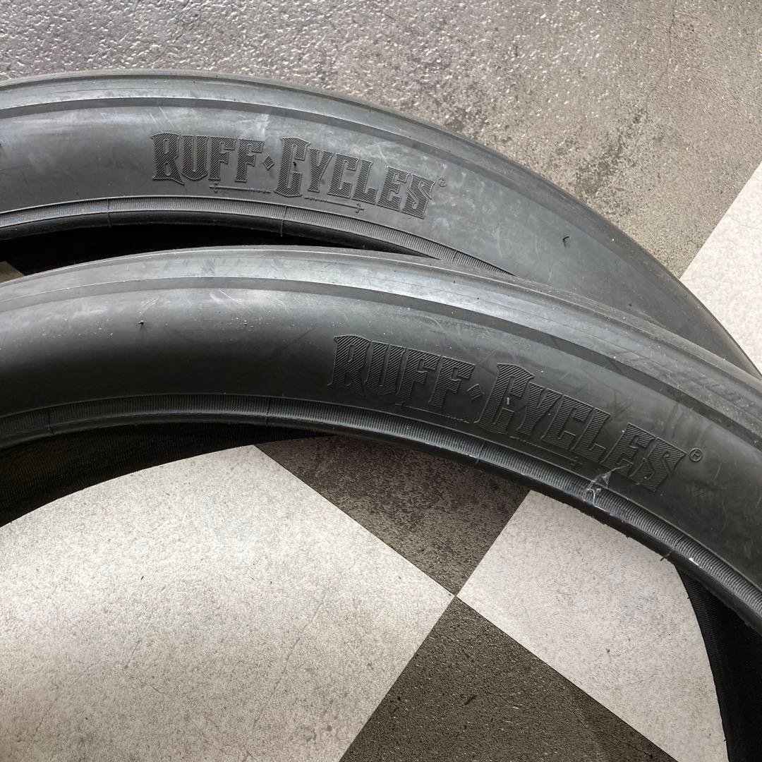 【新品】RUF CYCLES BALLOOH TIRE 26×3.０_ブラック