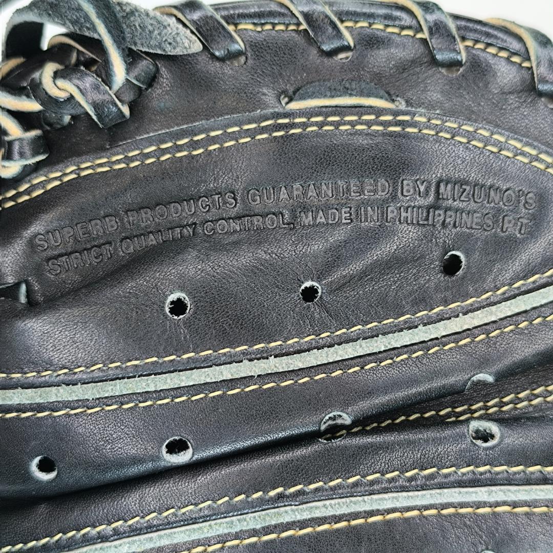 美品　MIZUNO　ミズノ　グローバルエリート　軟式　捕手　キャッチャー　ミット