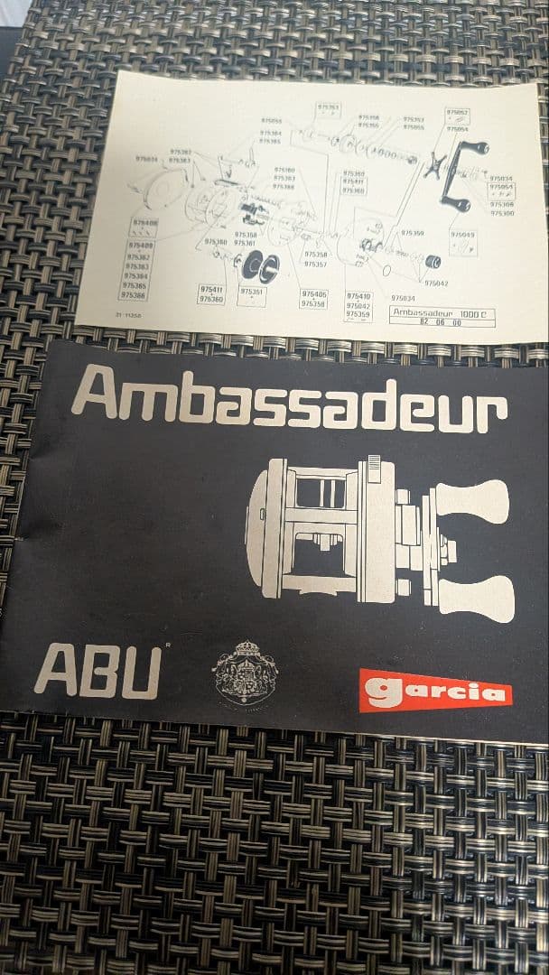 極美品 abu 1000 アブ 1000c 83年式 アブガルシア