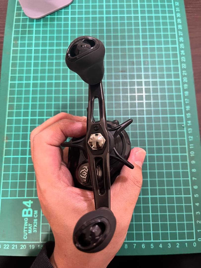 タトゥーラＴＷ　４００ＸＨ　早い者勝ち☆美品☆処分品☆釣り引退☆ベイトリール