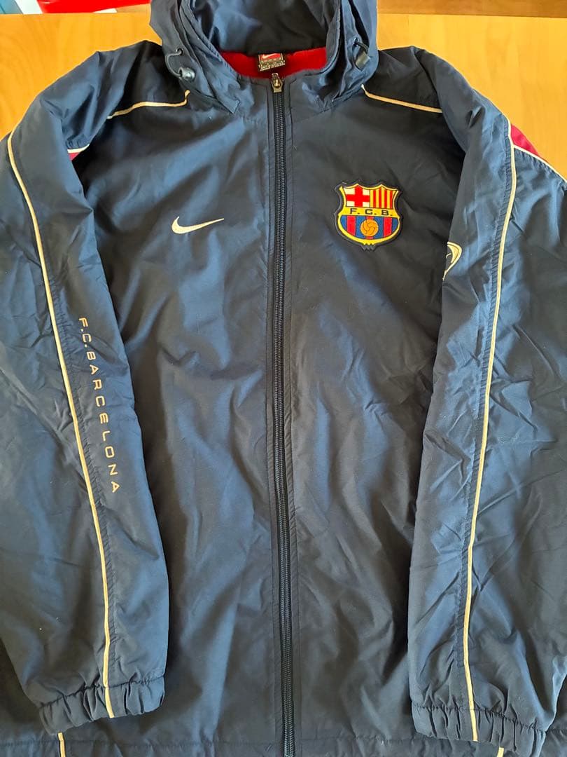 Nike FC Barcelona ウィンドブレーカー