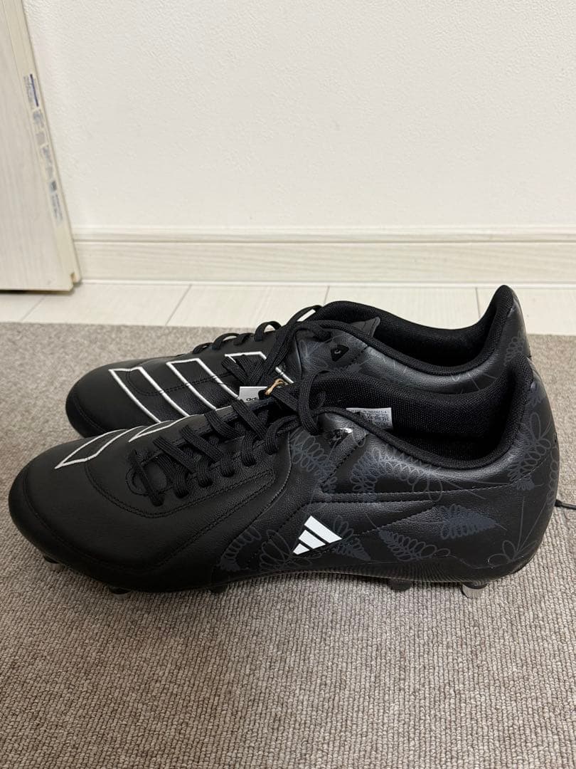 adidas ブラック／ホワイト　ラグビースパイクシューズ　30.5