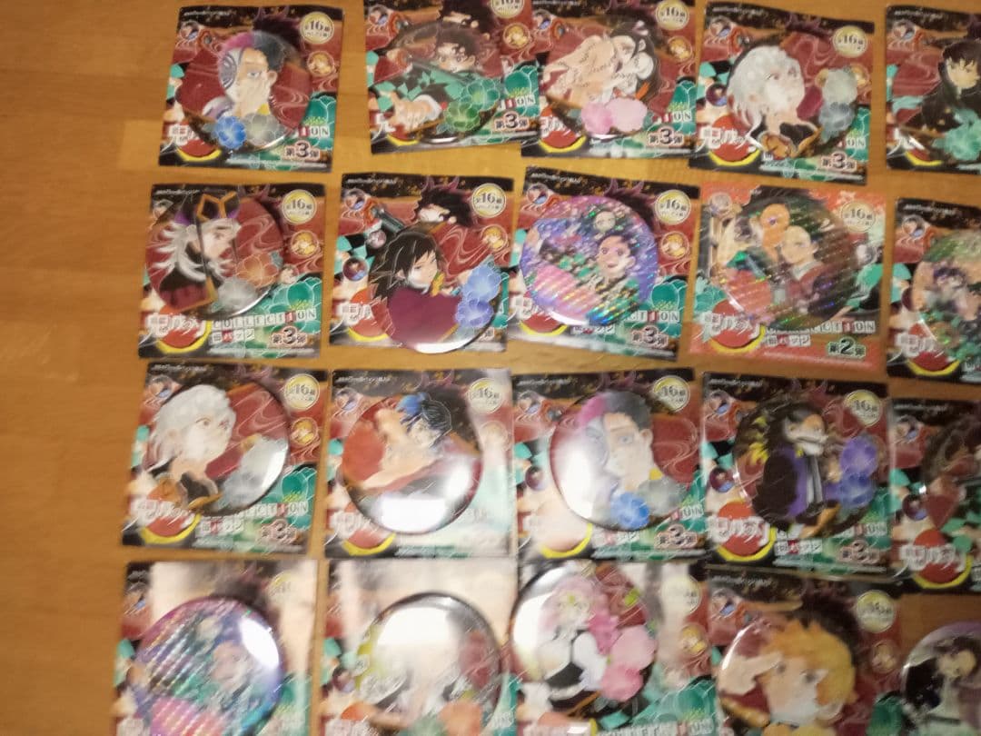鬼滅の刃 原画コレクション缶バッジ40＋1まとめ売り