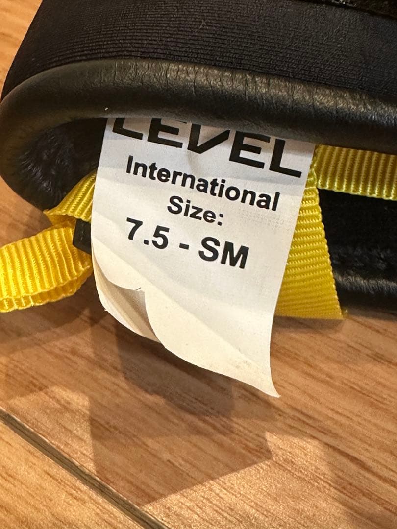 【超美品】LEVEL COACH スキーグローブ 7.5 定価2.2万円