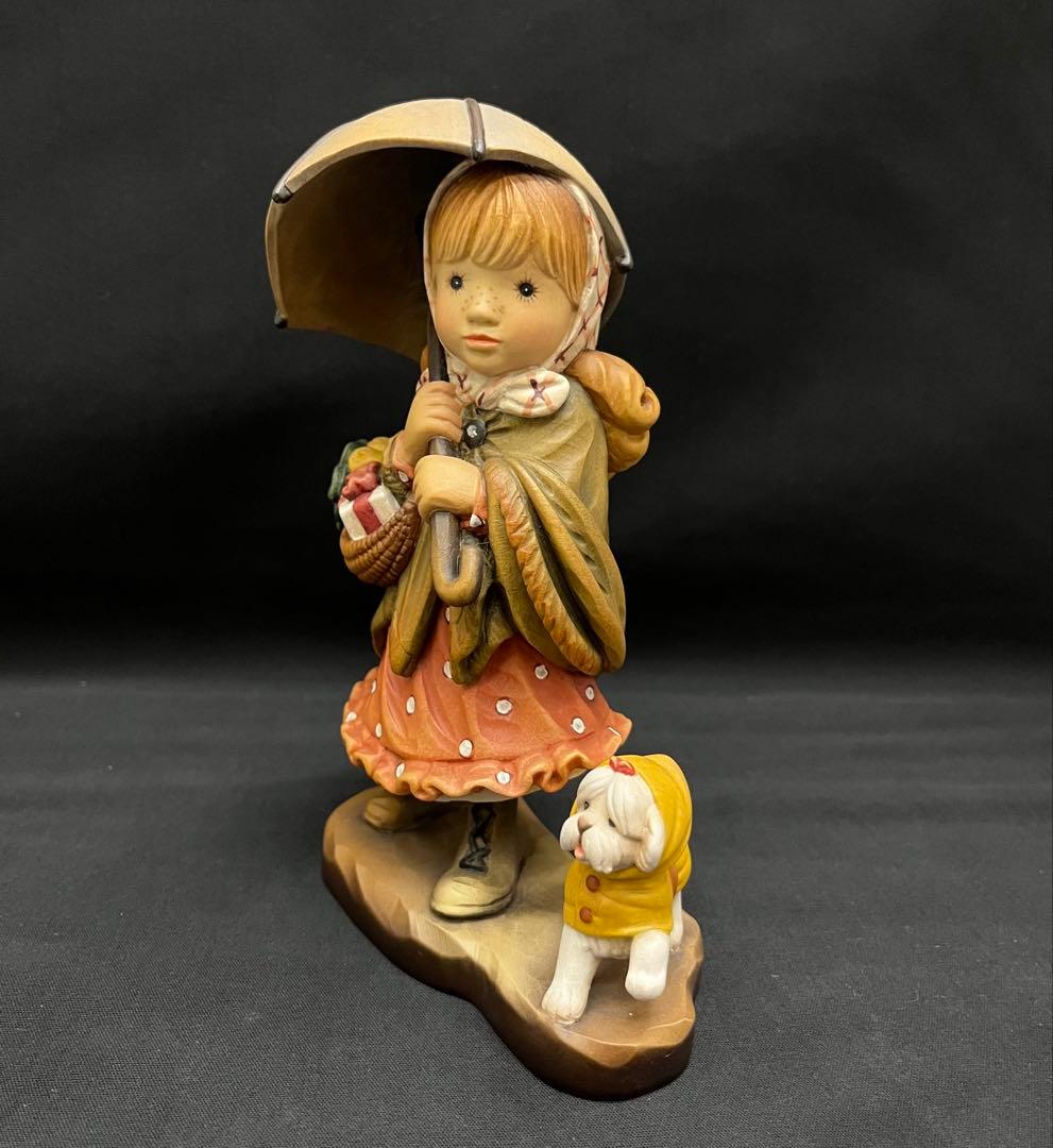 【限定品】ANRI アンリ人形 Sarah Kay「傘をさす少女と犬」サラ・ケイ