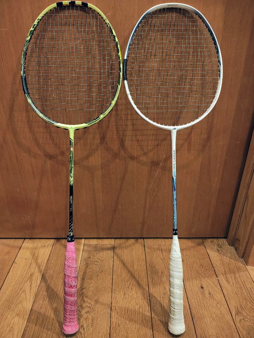 バドミントンラケット、ナノフレア２００、WUCHT P5　ジャンク（修理済み）