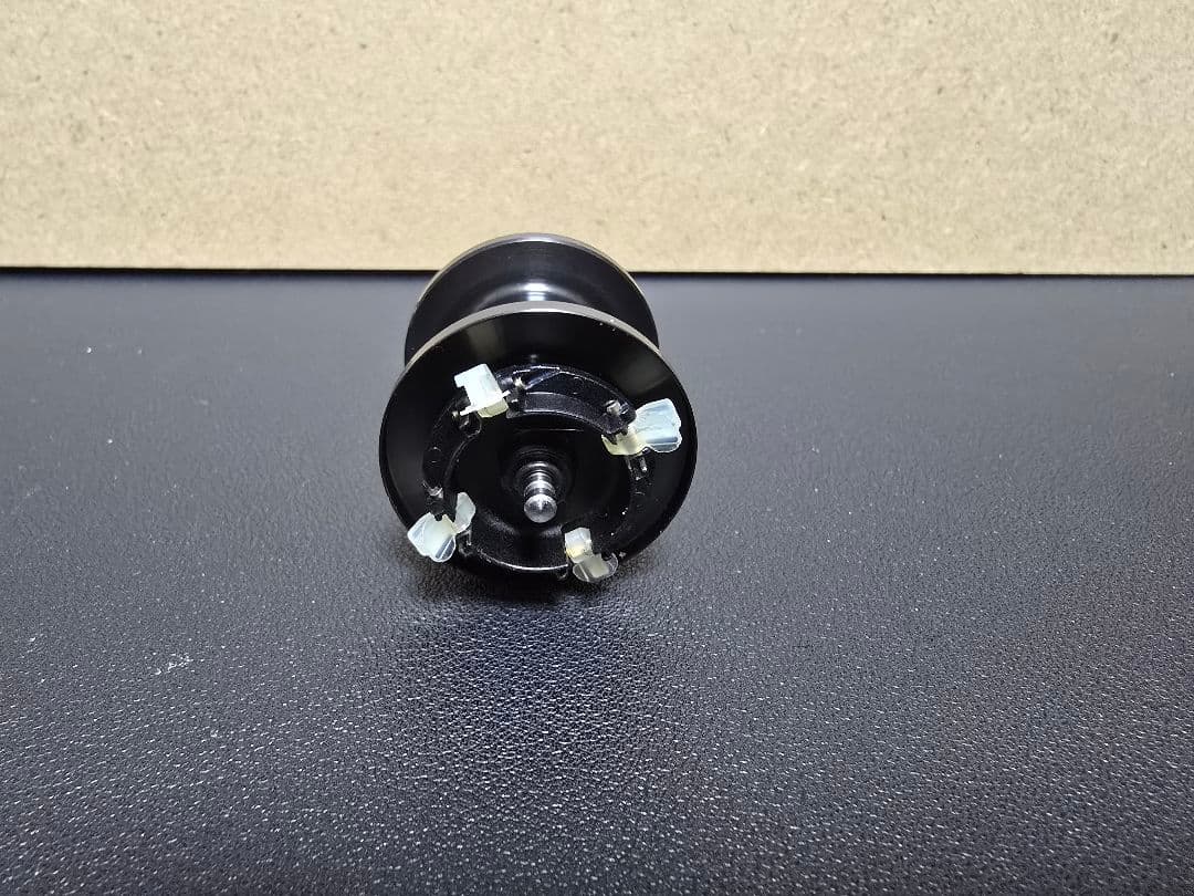 24 SLX 70 中古