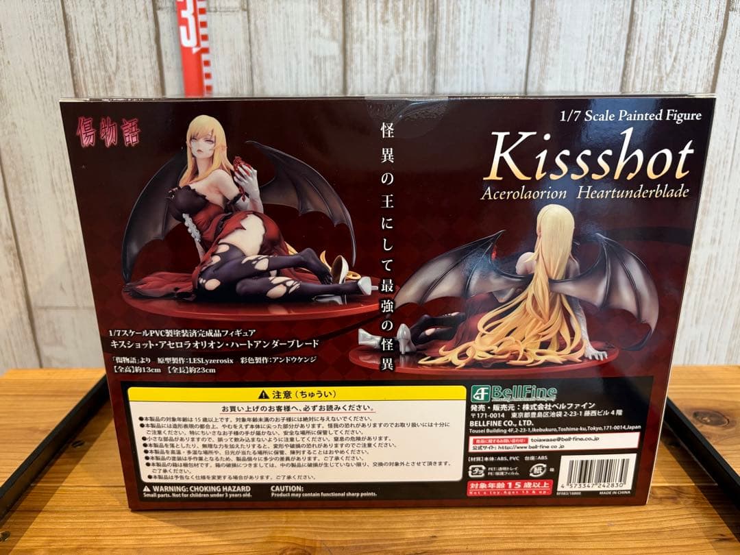 傷物語　キスショット　フィギュア　ベルファイン