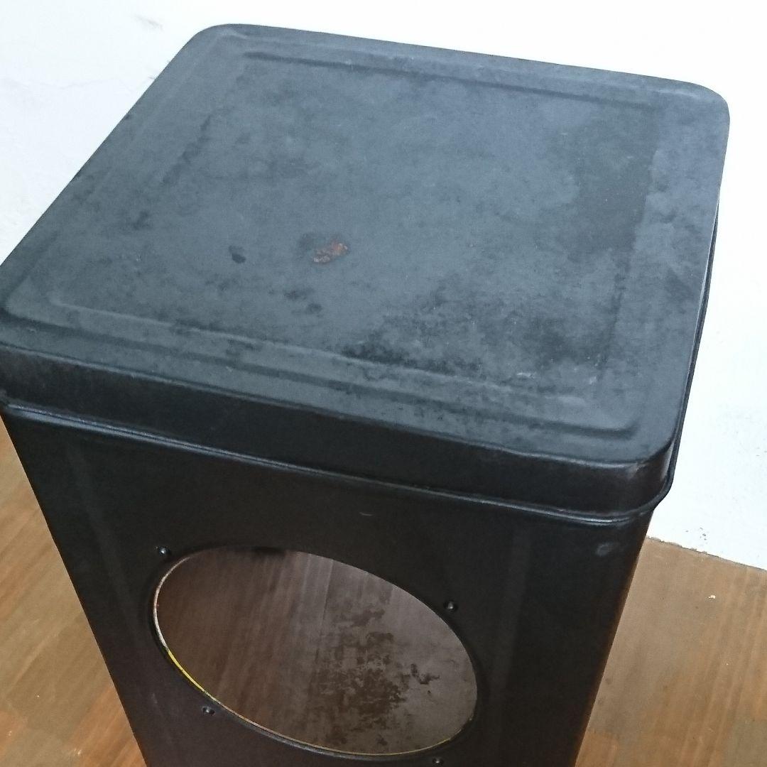 蚤の市 窓付き一斗缶