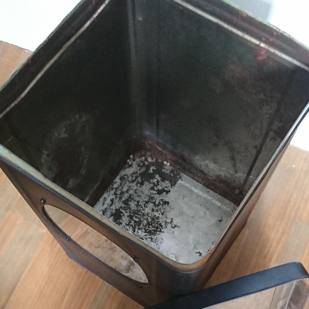 蚤の市 窓付き一斗缶