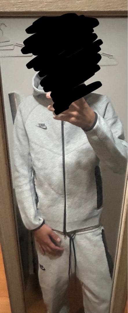 NIKE テックフリース グレー パーカーのみ