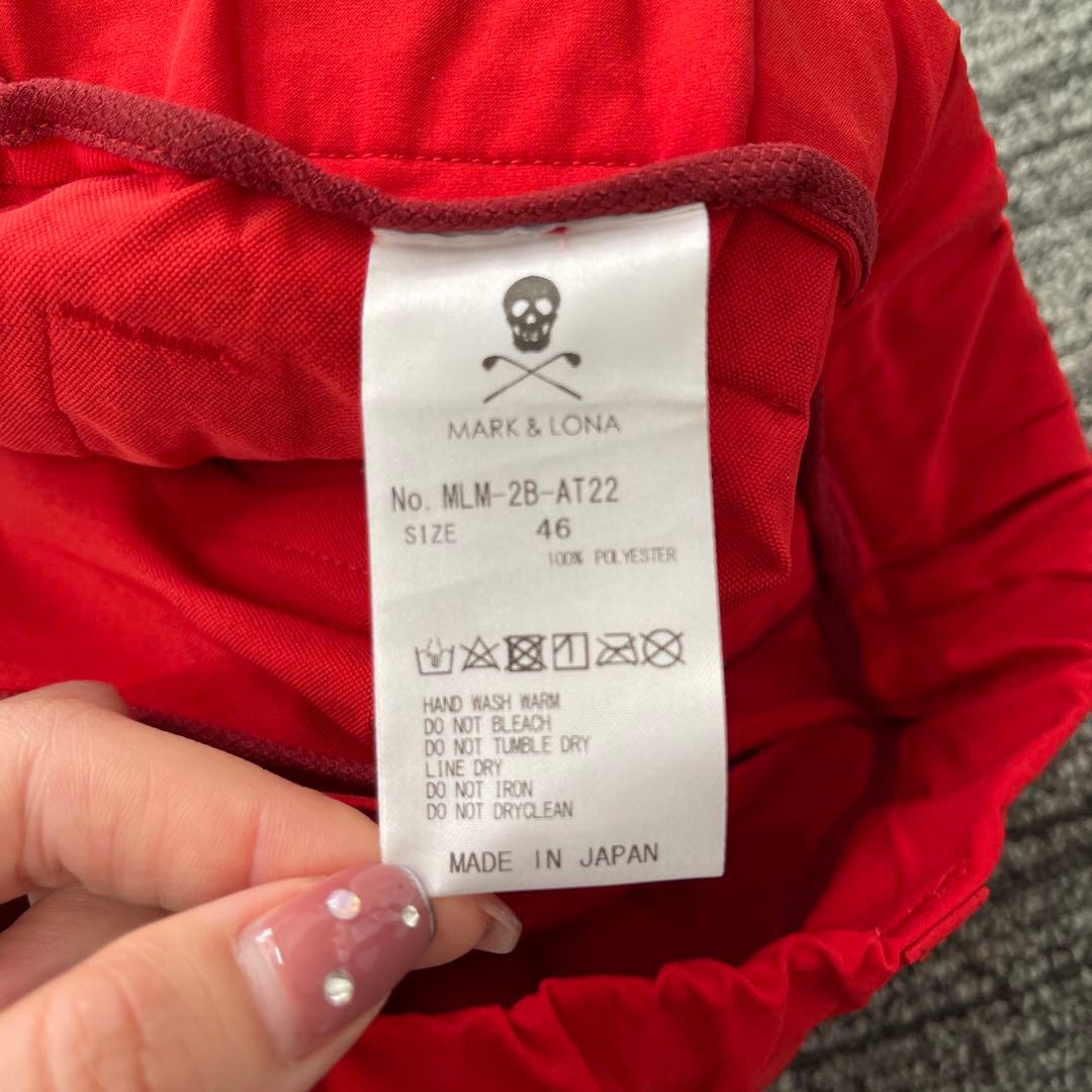 マークアンドロナ　ハーフパンツ　赤