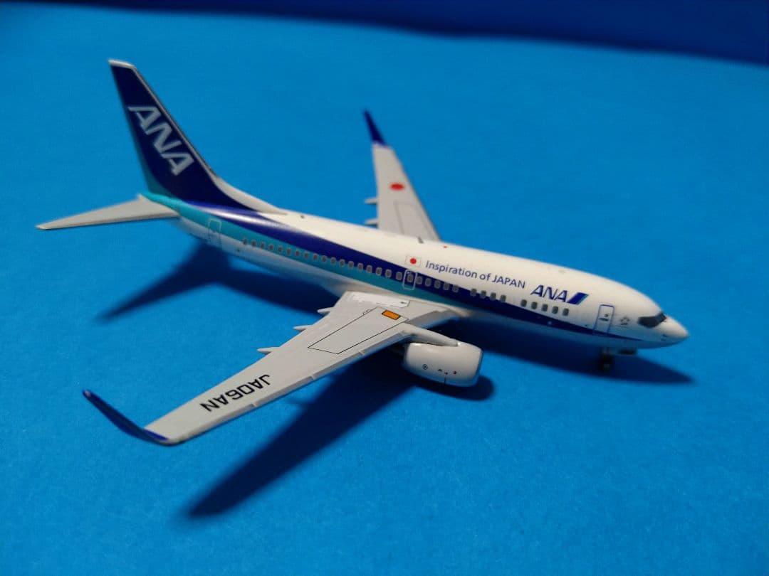 ANA全日空 BOEING737-700 JA06AN 1/400 特別塗装機
