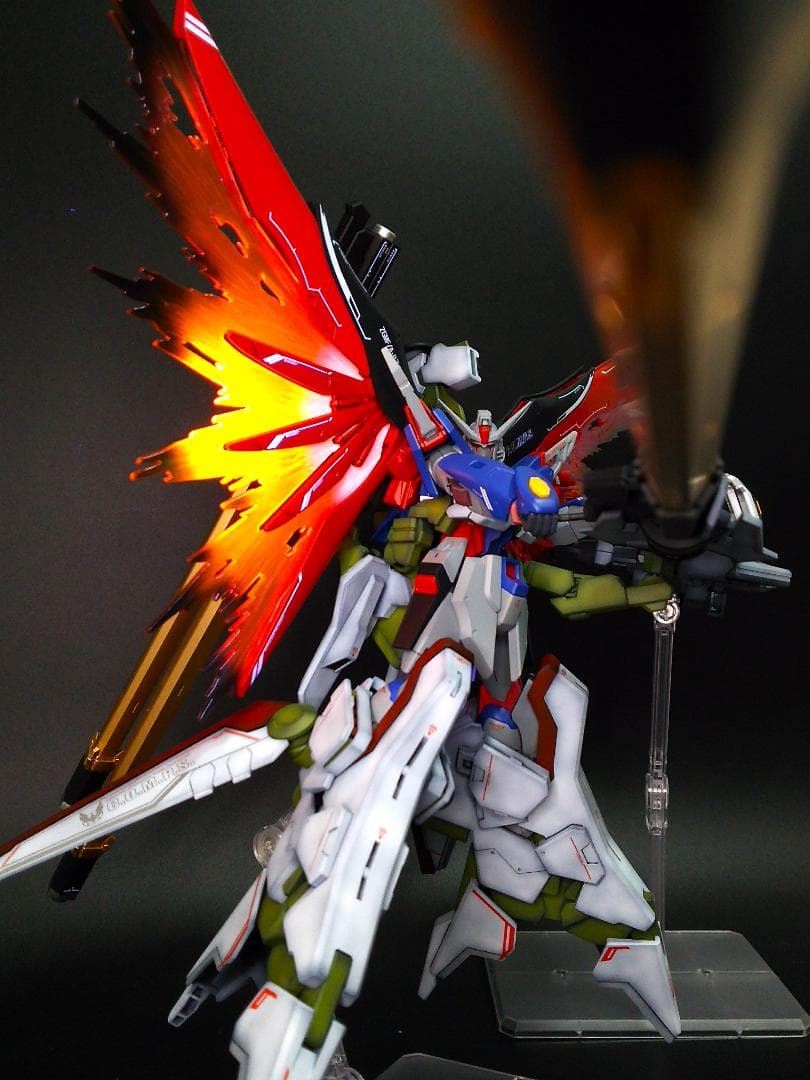 【28日まで特価】HG デスティニーガンダムSpecⅡ＆ゼウスシルエット