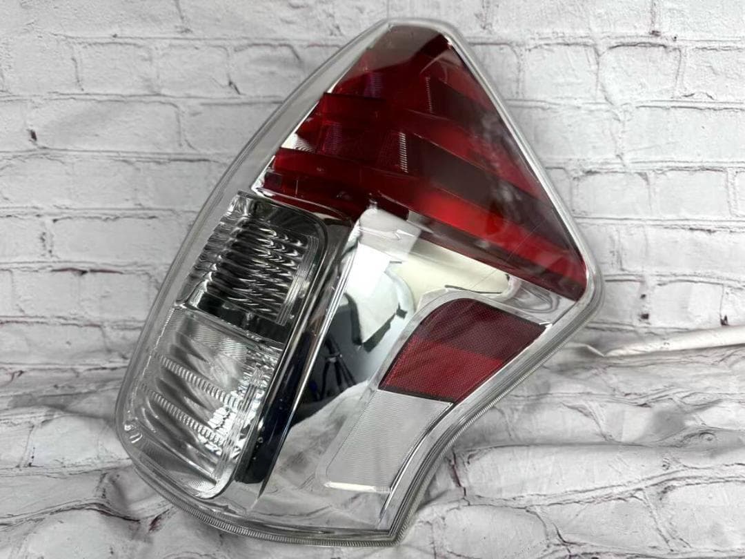 プリウスα US仕様 ZVW40 ZVW41 左右セット 新品 サイドマーカー