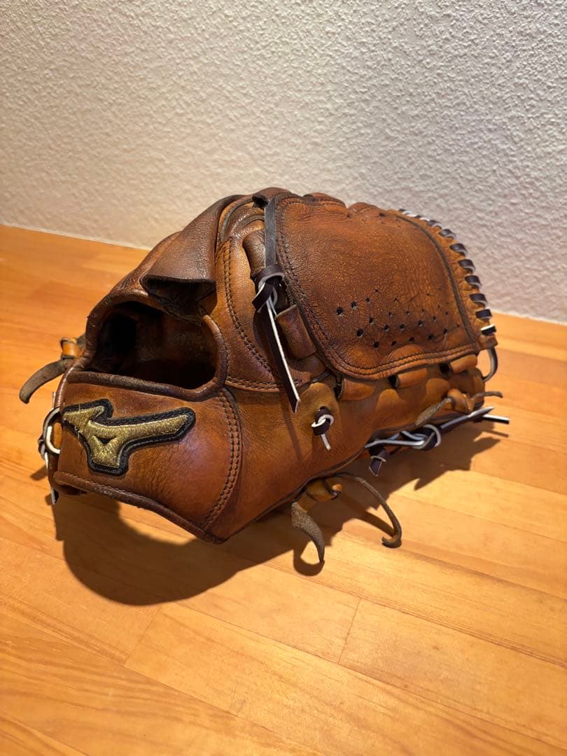 【ミズノ 軟式グローブ】即戦力 全紐交換済み 良型 ブラウン 渋いエイジング