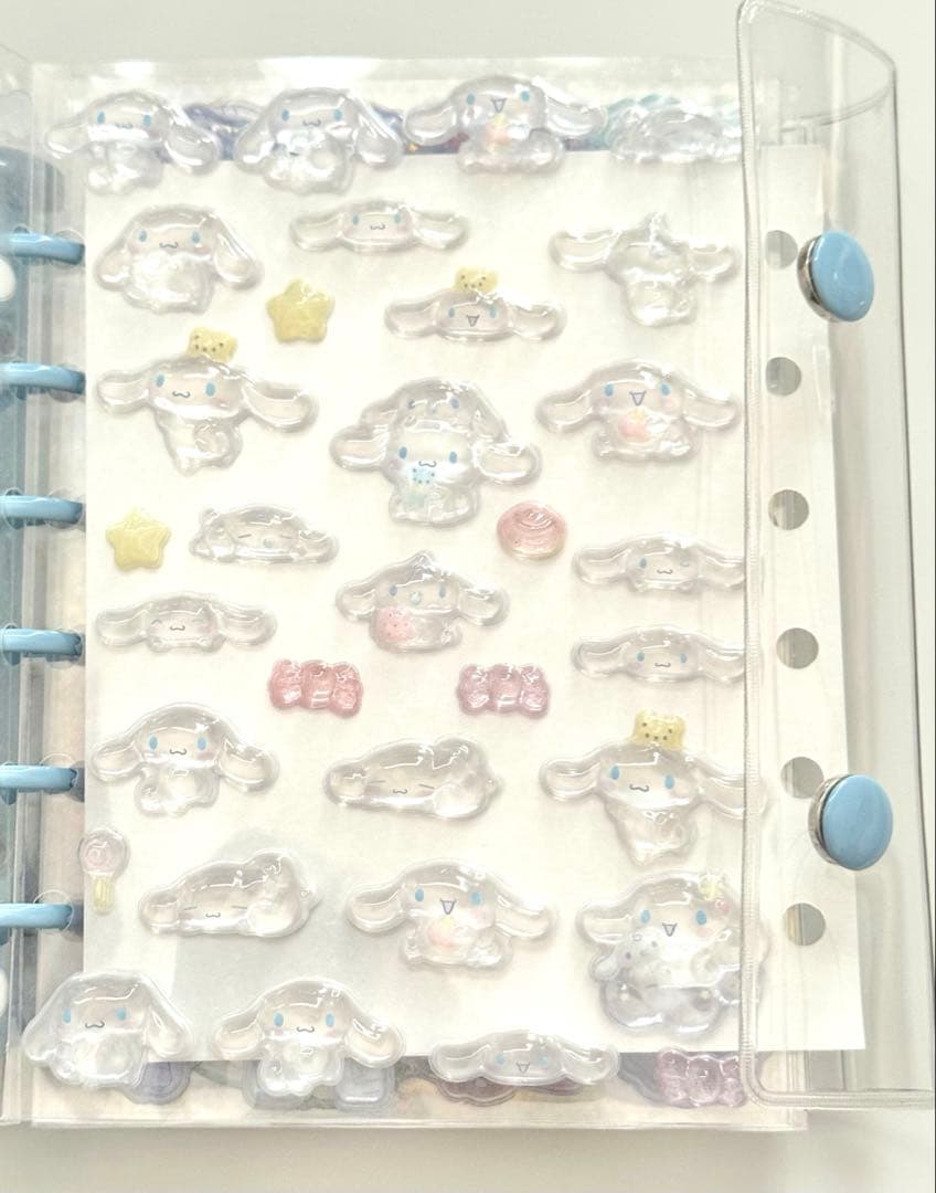 シナモロール　シール帳完成品