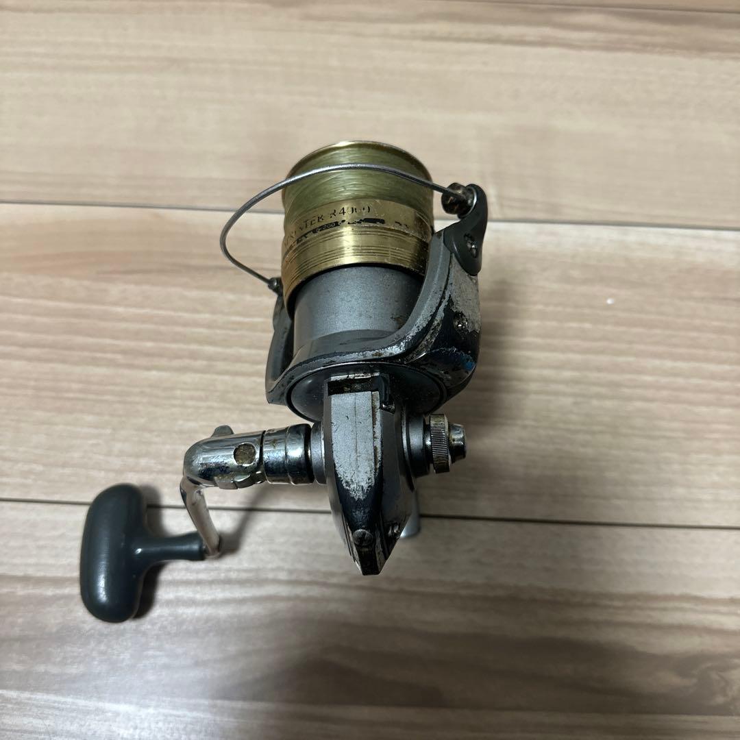 シマノ スピニングリール 金色スプール