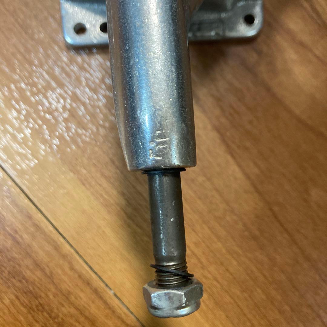 美品!! Vintage tracker trucks dart 149