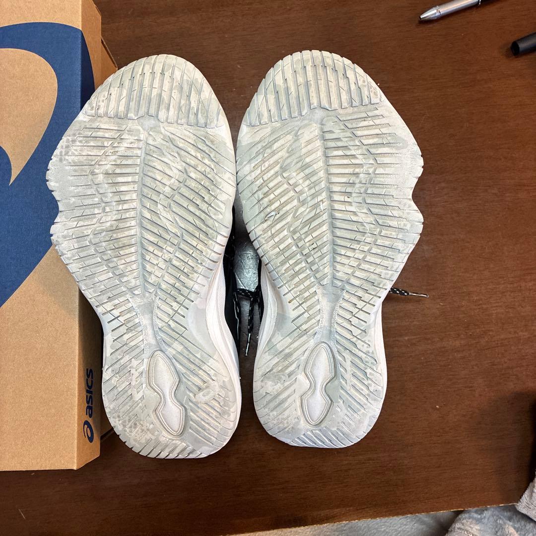 ASICS バスケットボールシューズ ブラック　ノバサージロー