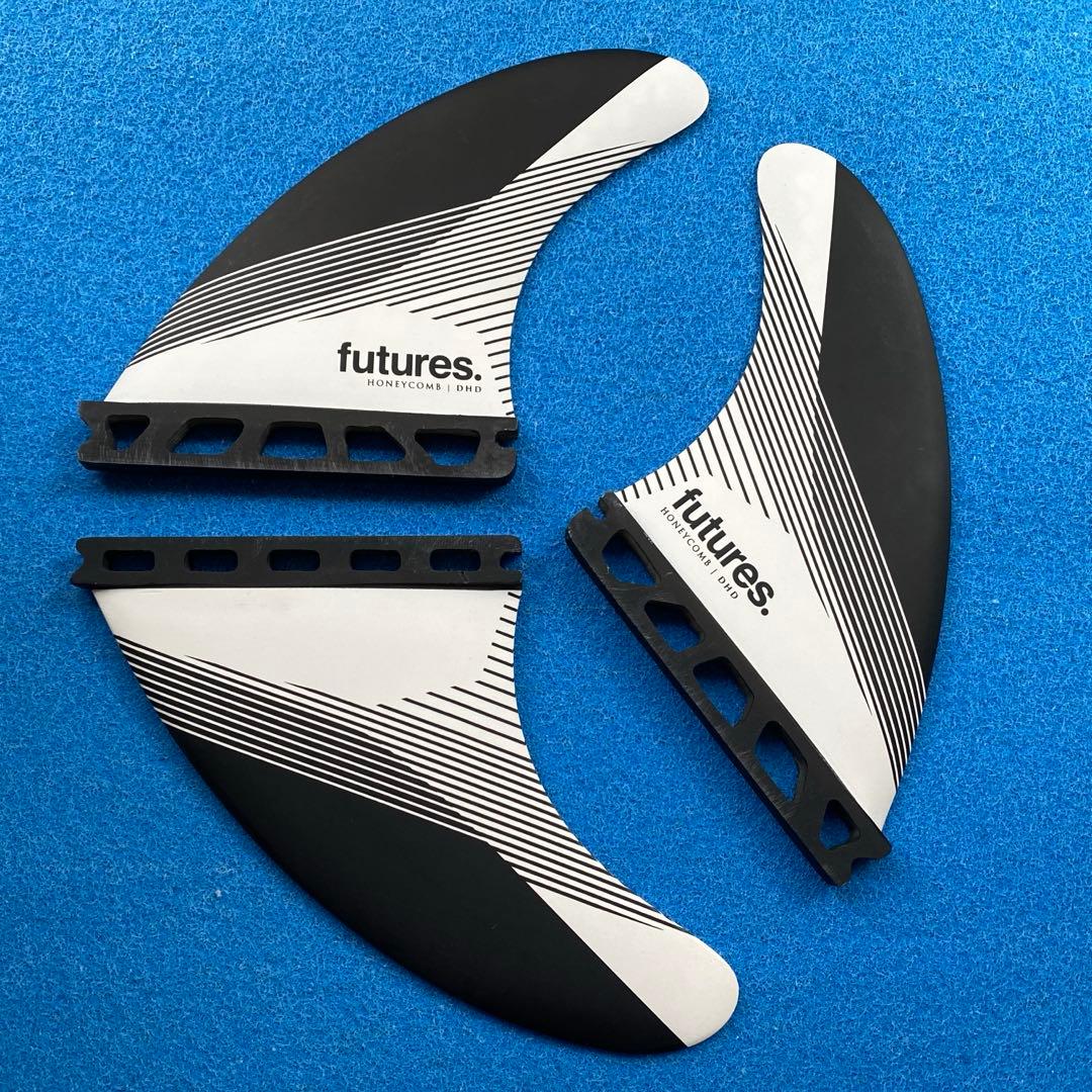 futuresフィン　DHD HONEYCOMB MIDIUM