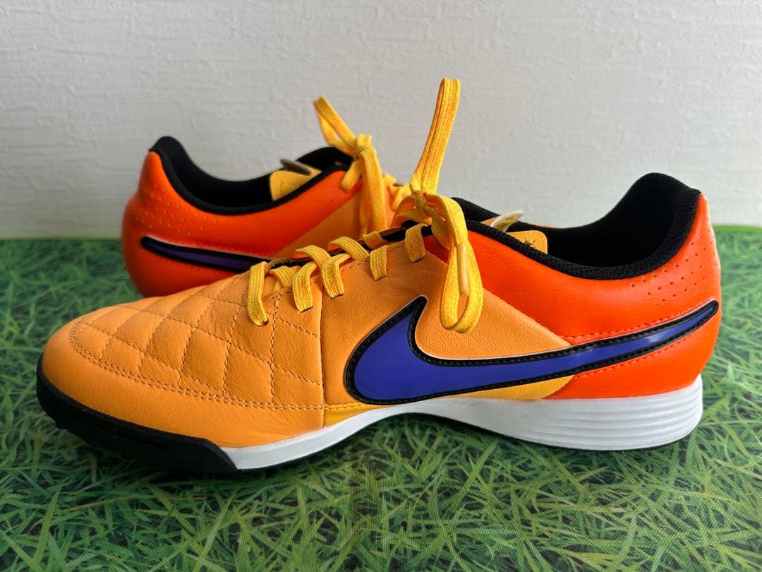 ☆未使用☆送料無料☆NIKE(ナイキ)TIEMPO ジーノ レザー TF☆