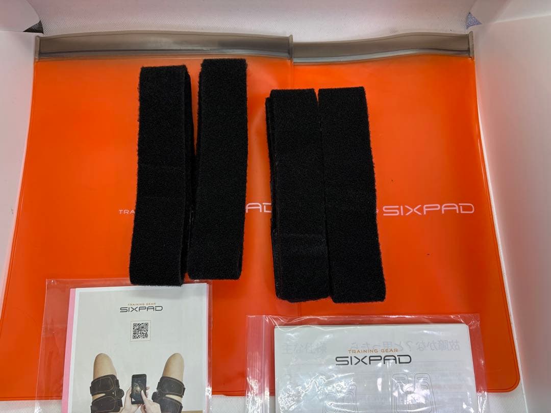 【年末感謝セール】【美品】SIXPAD レッグベルト 2個セット シックスパッド