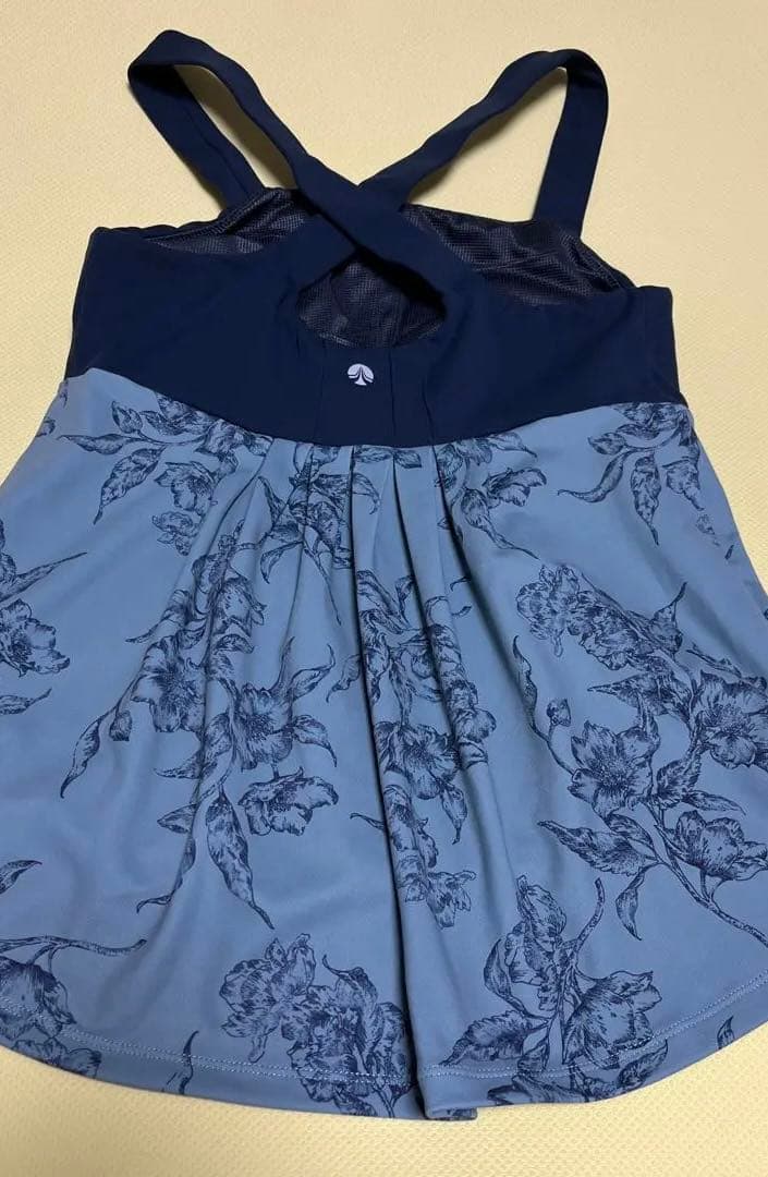 SUKALA 、花柄ヨガウェア ネイビーとグリーン　M