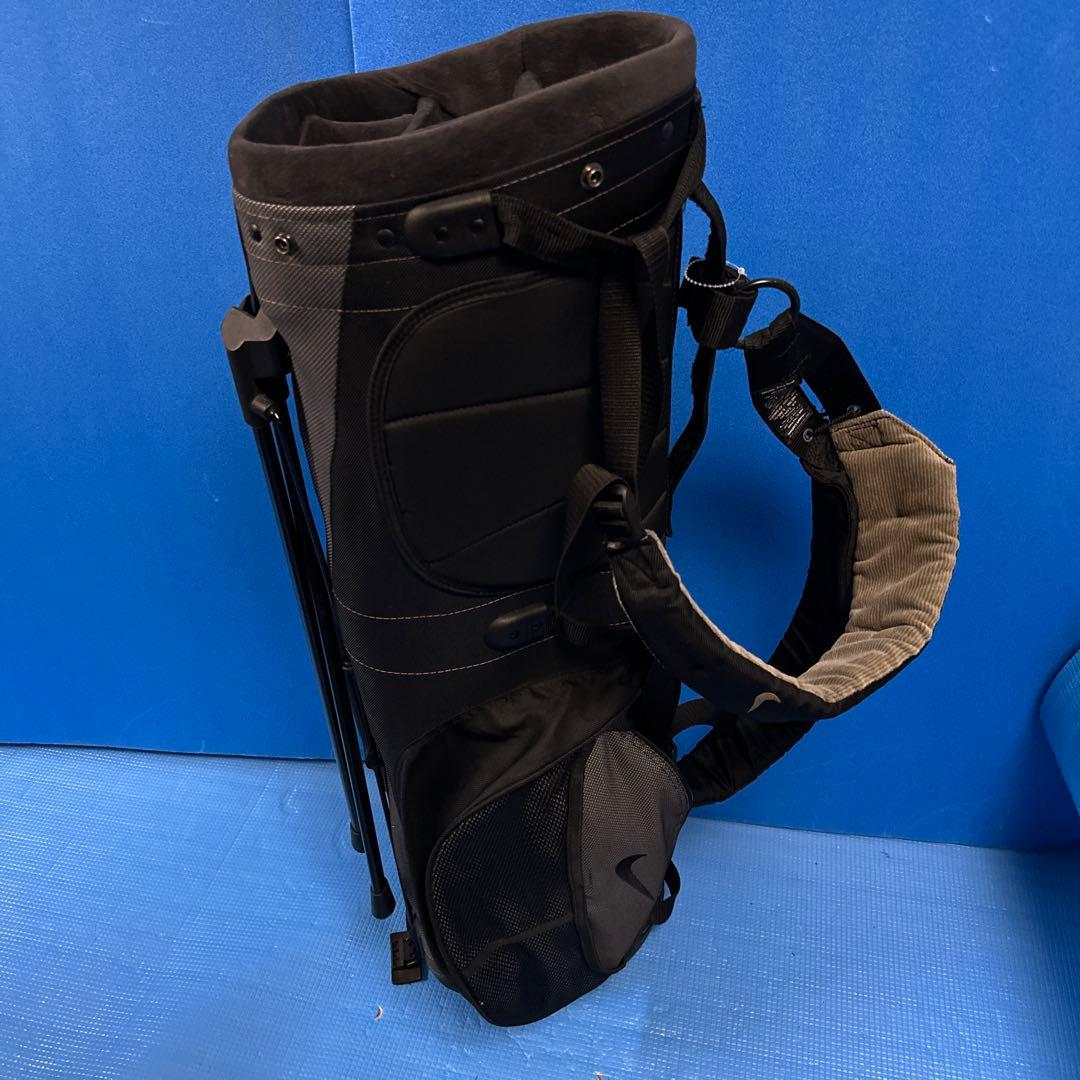 Nike ボストンバッグ 付きスタンドタイプ！