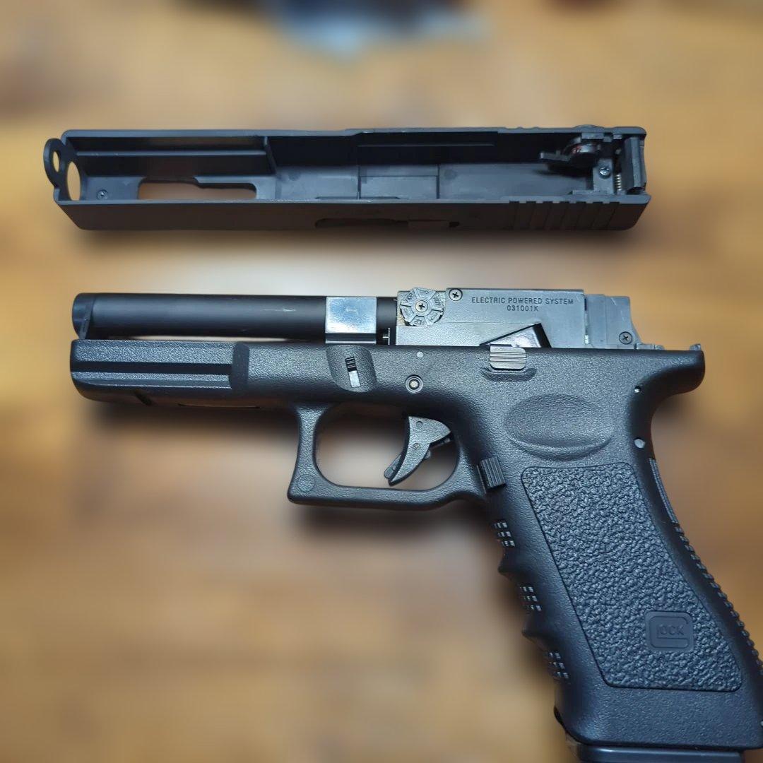 【超美品】東京マルイ　18歳以上電動ハンドガンGLOCK18C