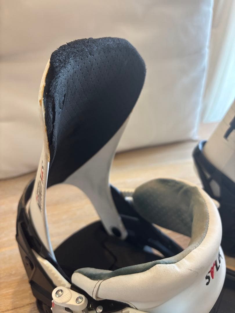 SALOMON スノーボード　ビンディング　バンクシー