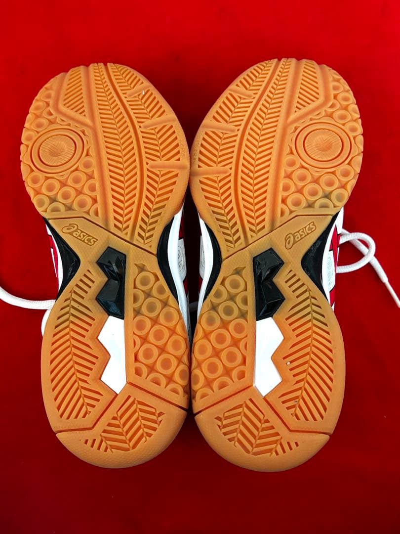 ASICS バレーシューズ ホワイトレッド 23.5cm 膝•肘サポーター付き