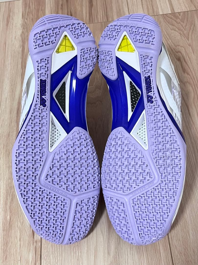 YONEX バドミントンシューズ パープル　24.5cm