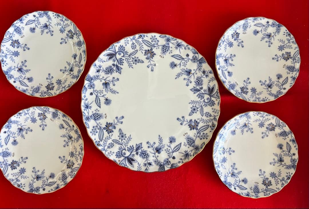 Noritake ノリタケ　パーティセット/大皿1枚・小皿4枚
