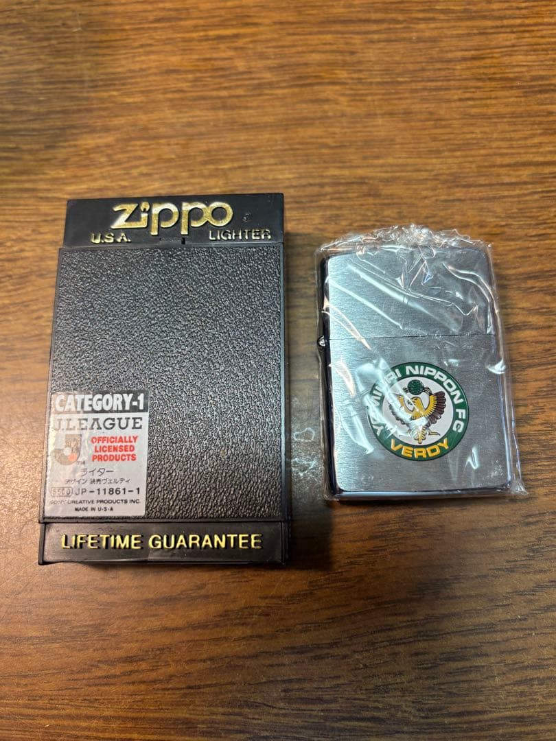 【新品 未使用】　読売ヴェルディ　CATEGORY-1 Zippo