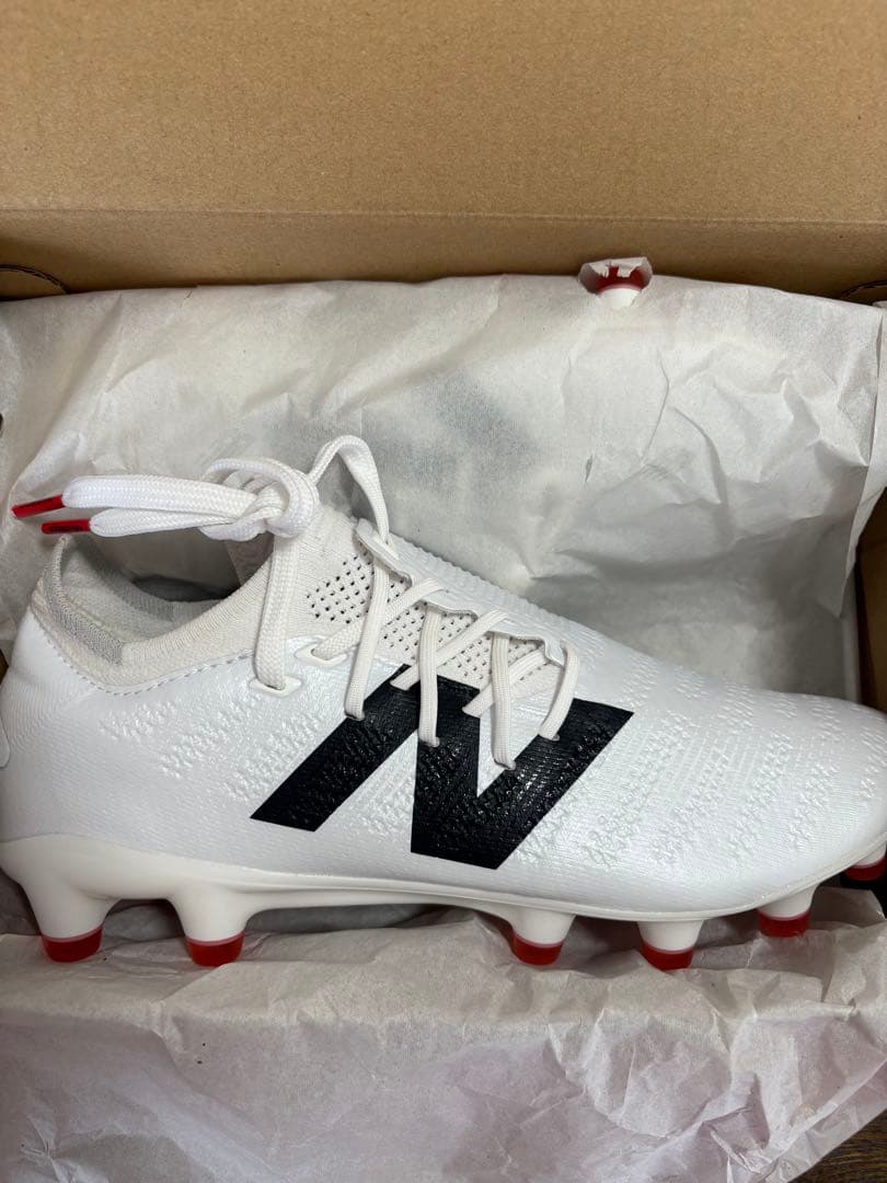 New Balance Furon v7+ pro HGサッカーシューズホワイト