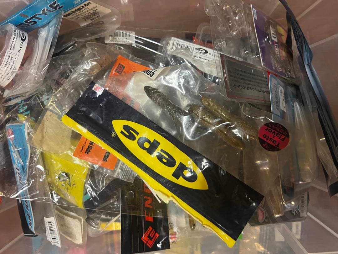 バス釣り引退セット　ワーム大量セット　ボトムアップ OSP デプス 一誠　その他