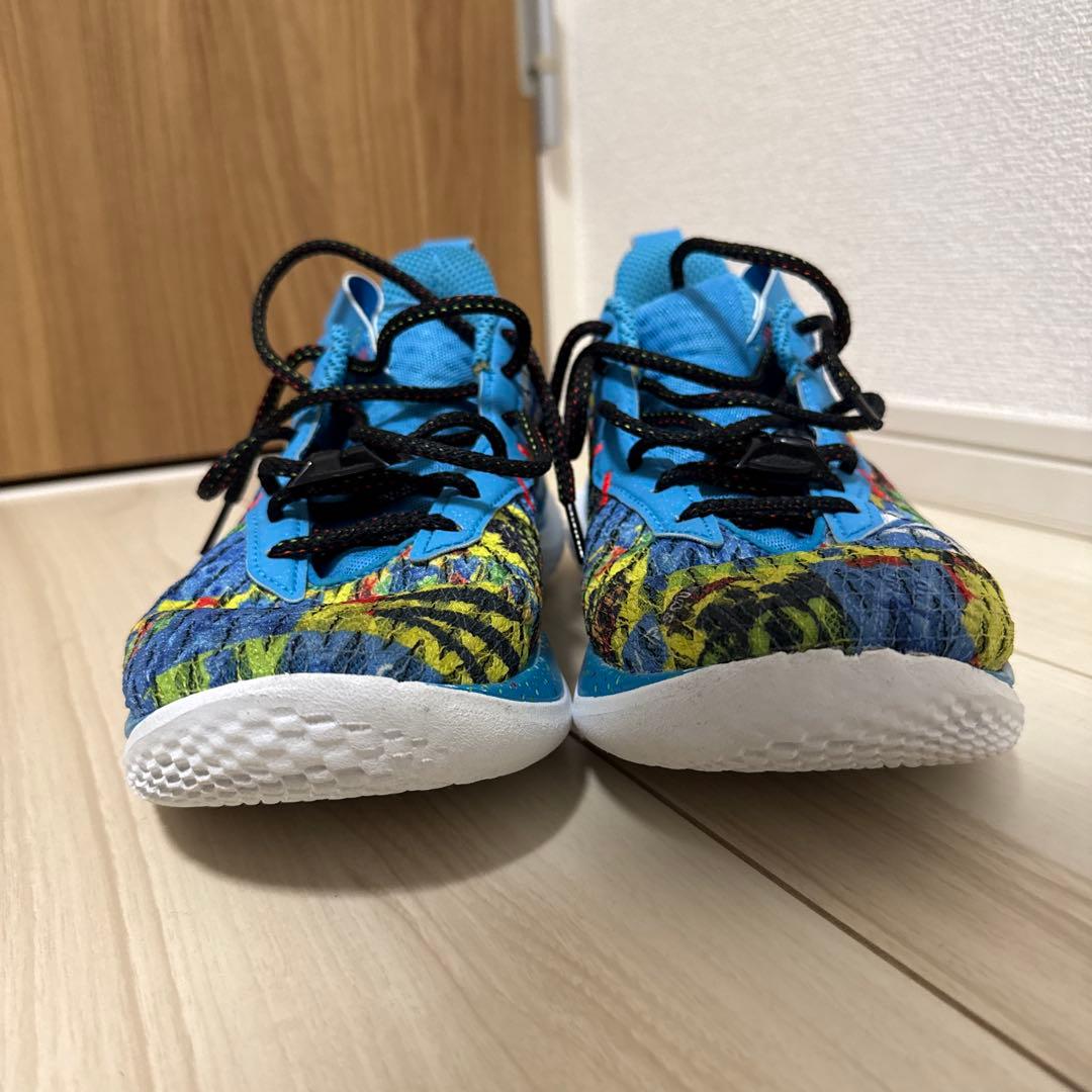 バスケットボールシューズ curry10
