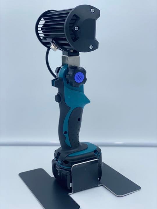 マキタ 改 ワークライト 150W 投光器　LED