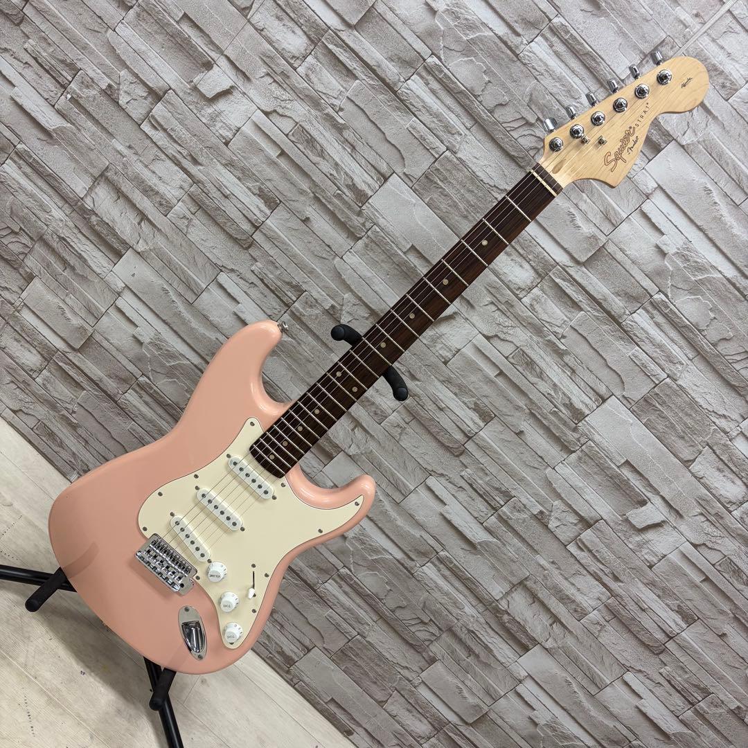美品 Squier STRATOCASTER 限定カラー シェルピンク