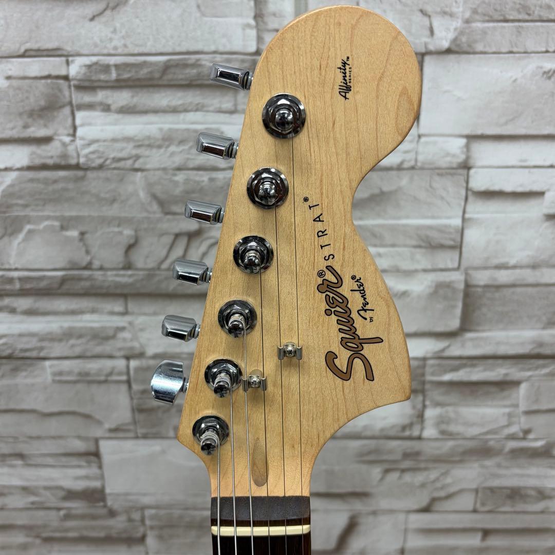 美品 Squier STRATOCASTER 限定カラー シェルピンク