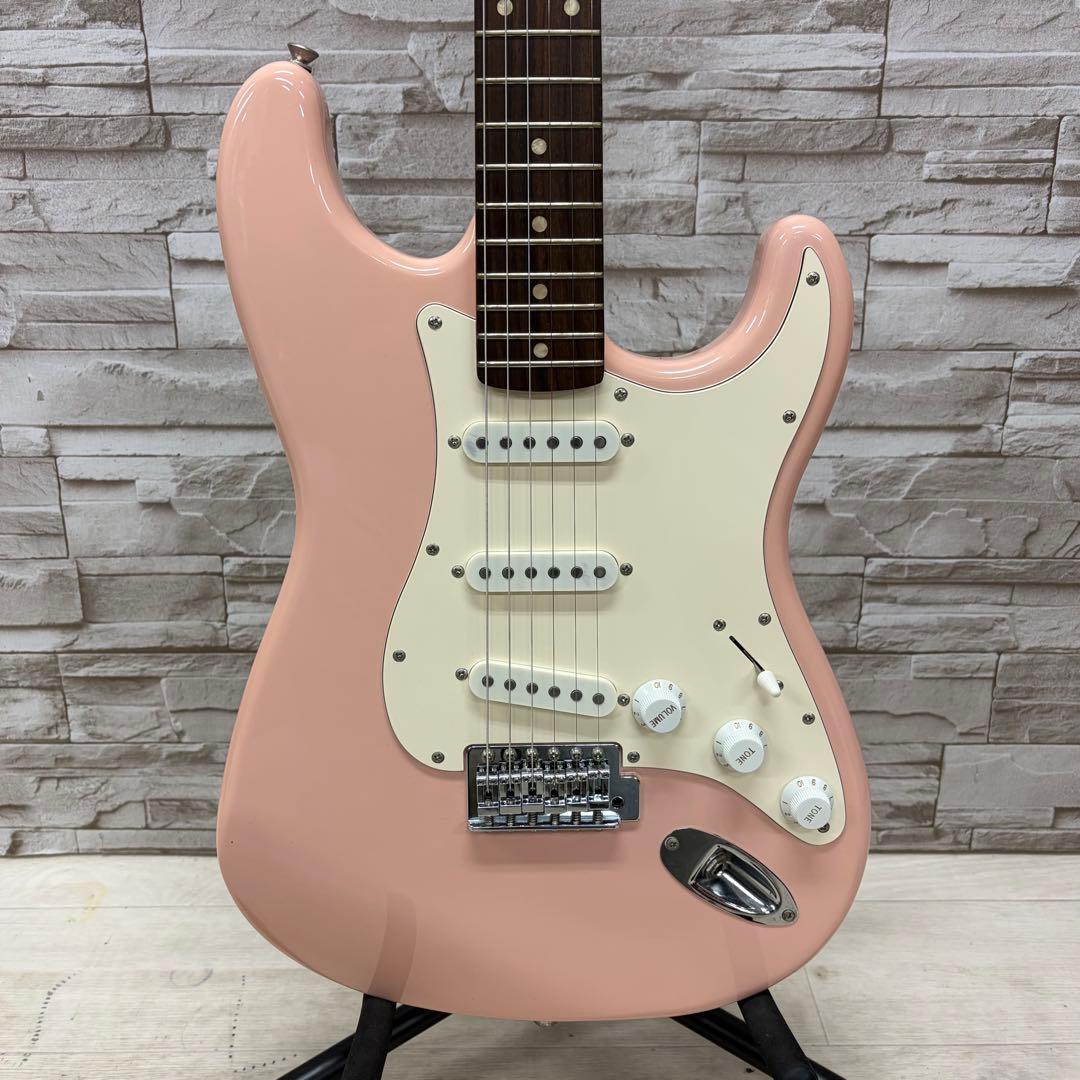 美品 Squier STRATOCASTER 限定カラー シェルピンク